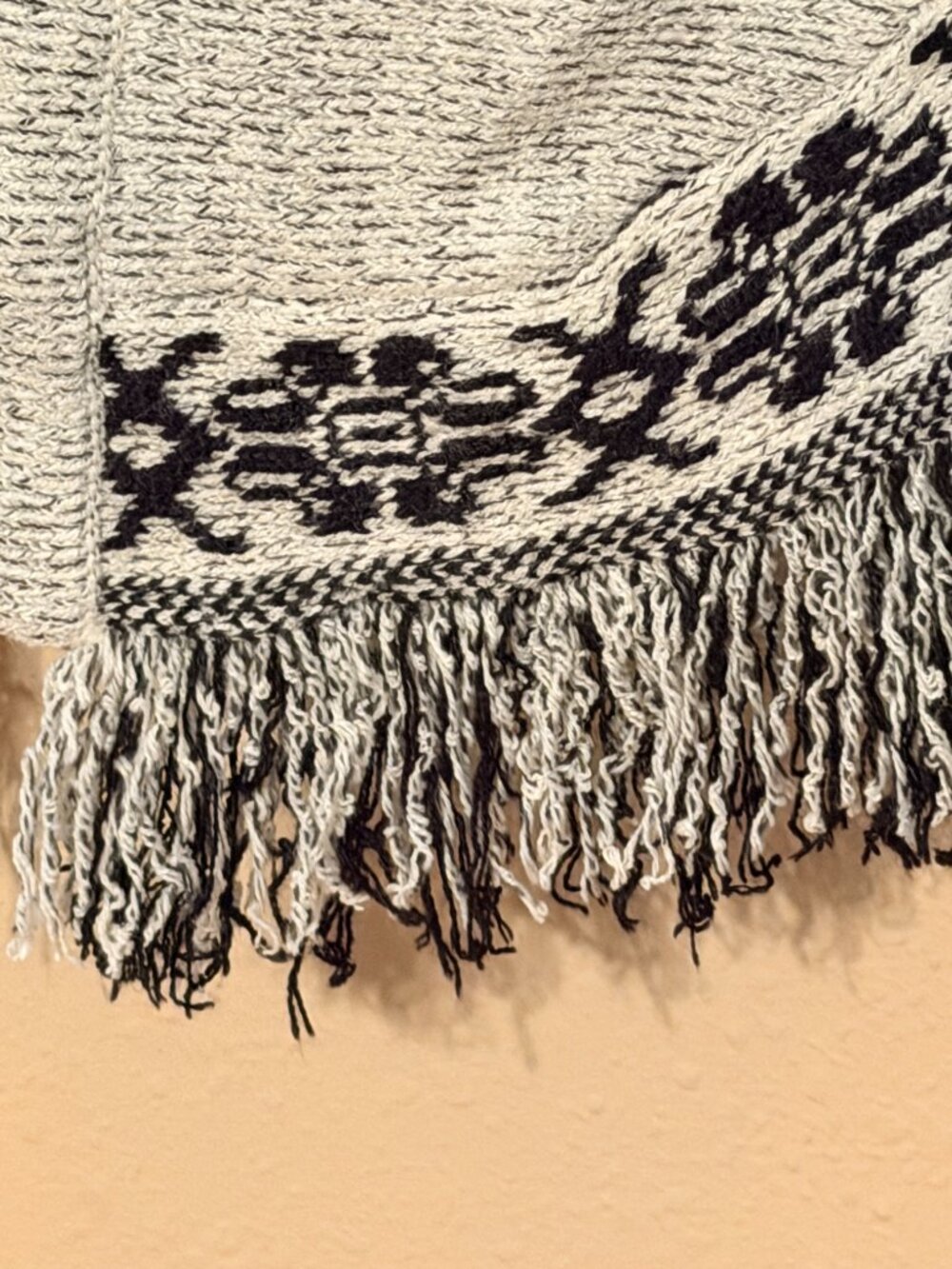 Kate & Mallory Fringe Sweater Poncho Women's Cape Size Medium VINTAGE - Picture 8 of 8